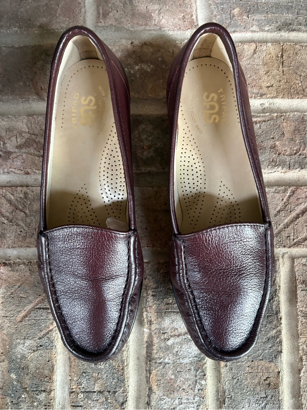 SAS Women’s Burgundy Leather Slip-On Loafers